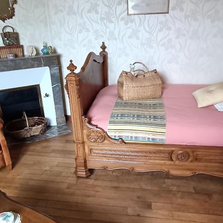 Agreables Chambres D'Hotes Pres Du Centre Ville Avec Jardin Le Mans Kültér fotó
