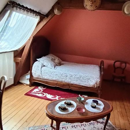 Agreables Chambres D'Hotes Pres Du Centre Ville Avec Jardin Le Mans Kültér fotó